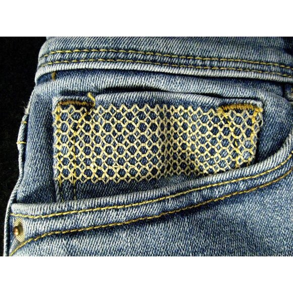 LEVIS 512 CUTOFF JEAN SHORTS Womans 10M Blue Denim Stretch Daisy Duke Cut Off - Picture 6 of 10